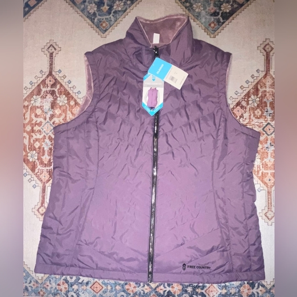 Free Country Jackets & Blazers - NWT FREE COUNTRY REVERSIBLE VEST SIZE XL PURPLE